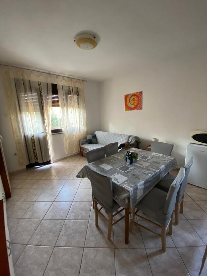 Apartman Milka Novigrad  Екстер'єр фото
